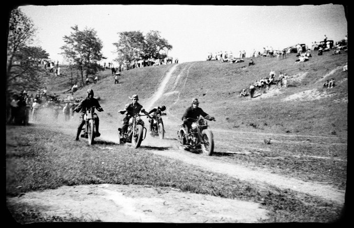 motorcycle races 1937 23 300dpi vin